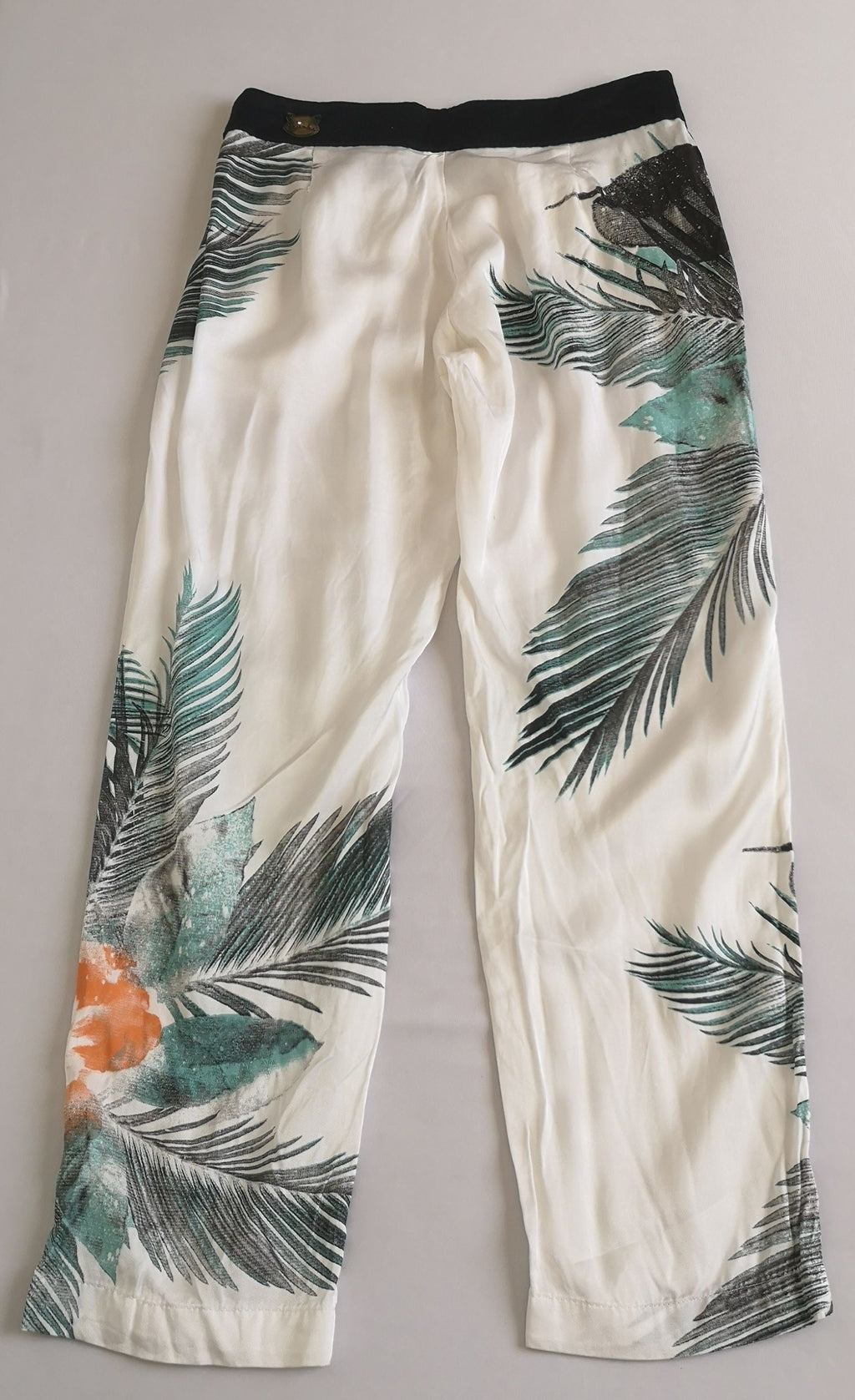 Blusa de terciopelo con pantalón tipo seda