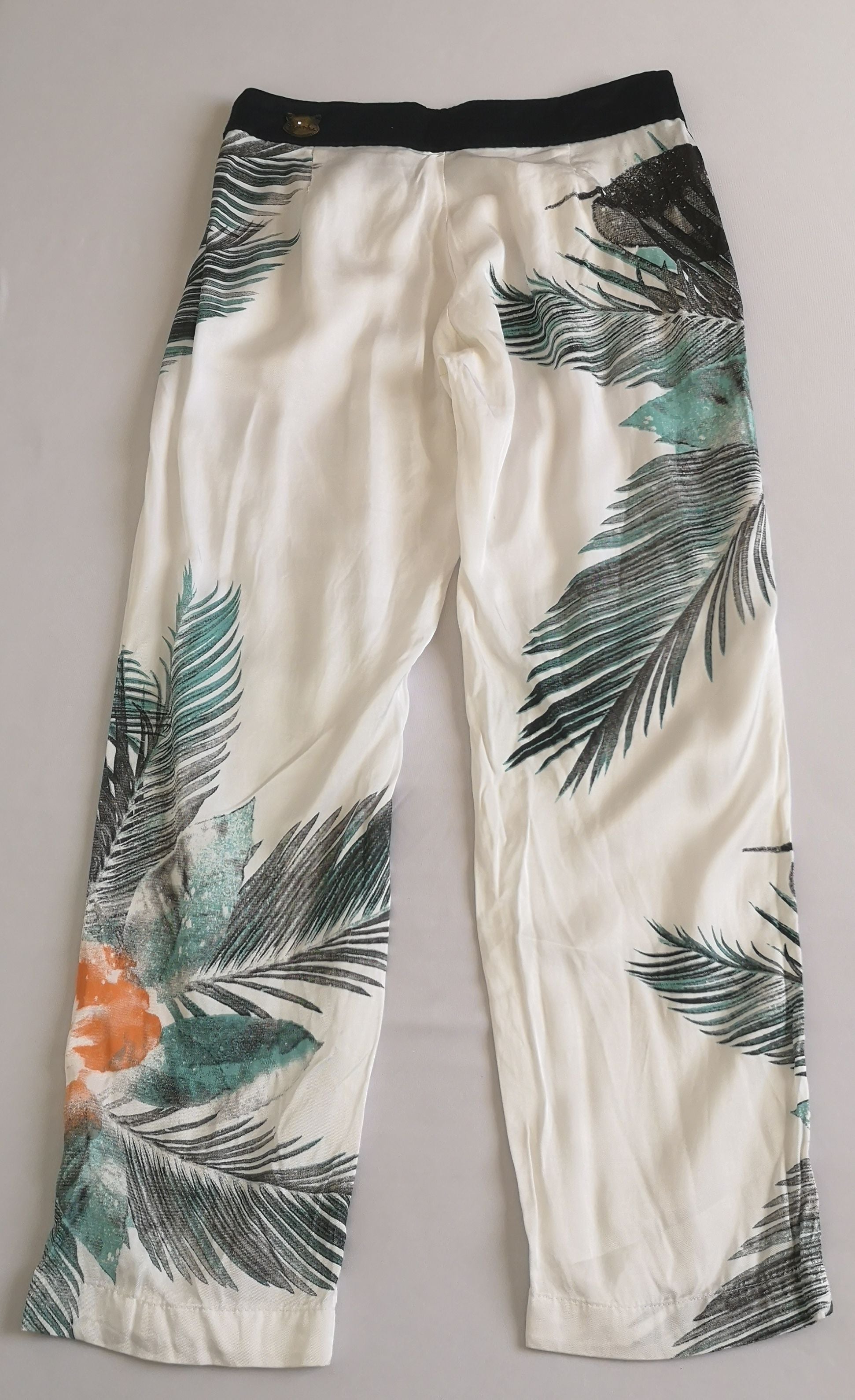 Blusa de terciopelo con pantalón tipo seda