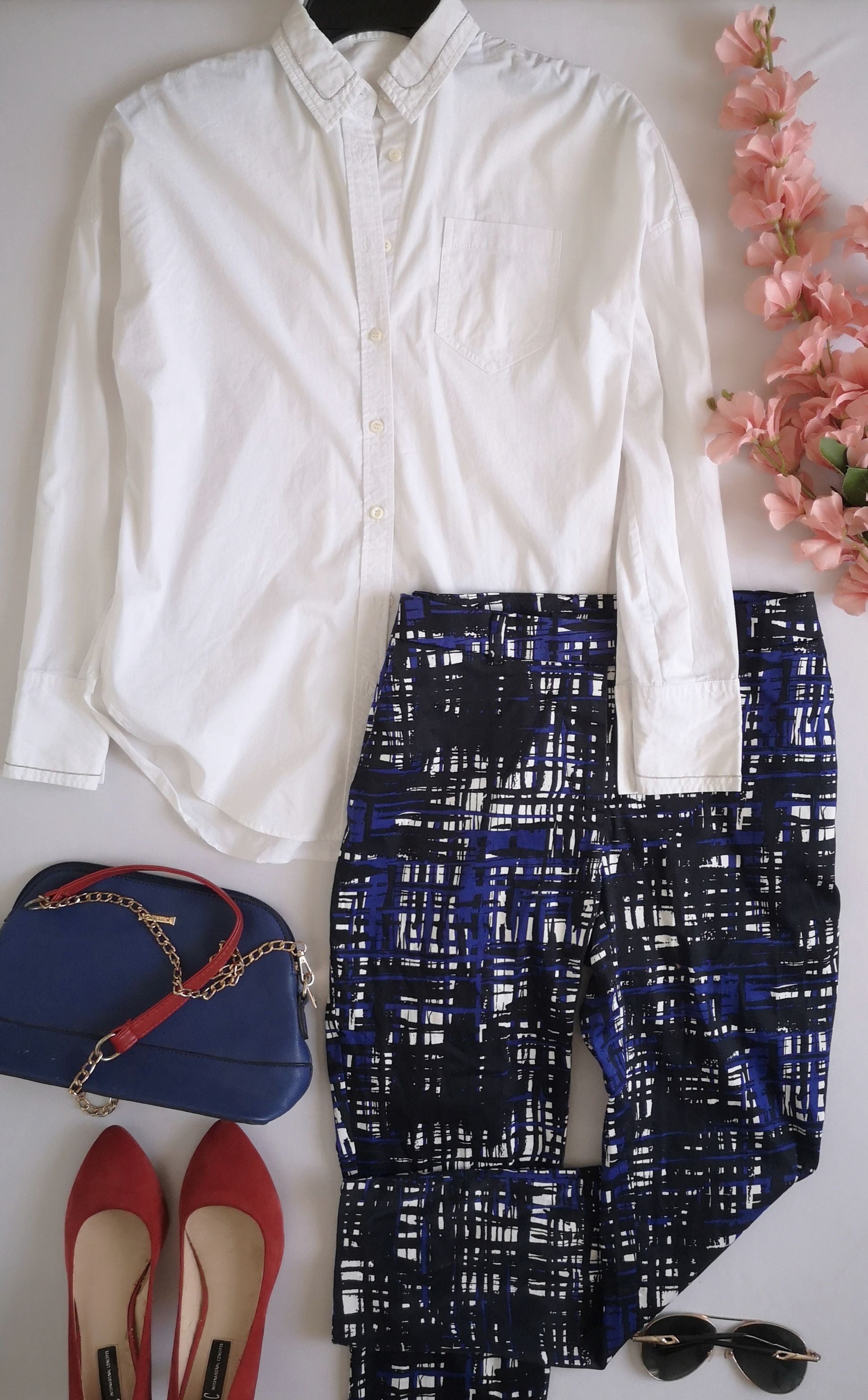 Blusa hombros caídos y pantalón h&m