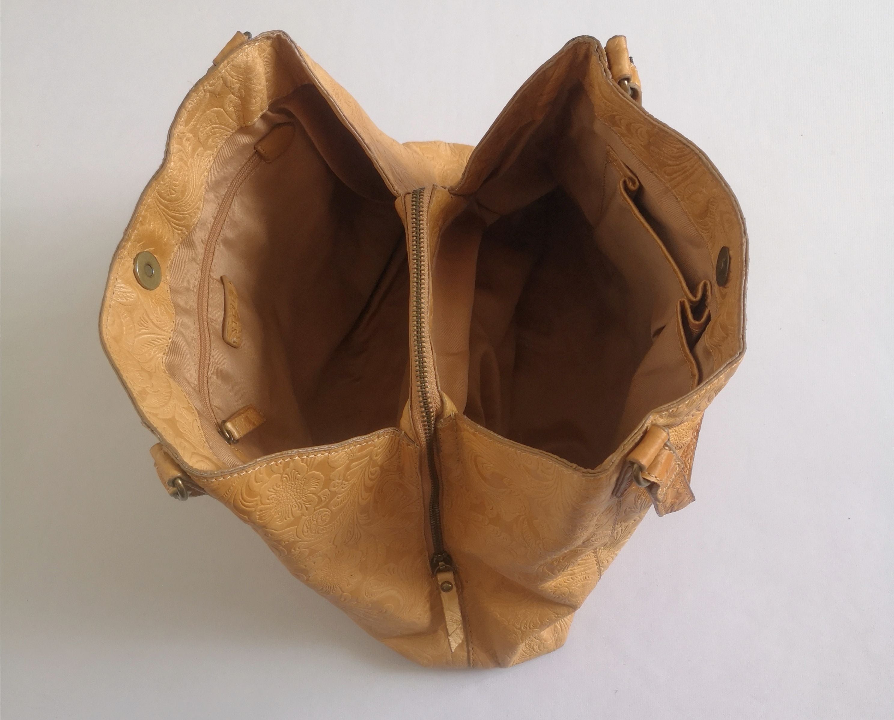 Cartera de cuero