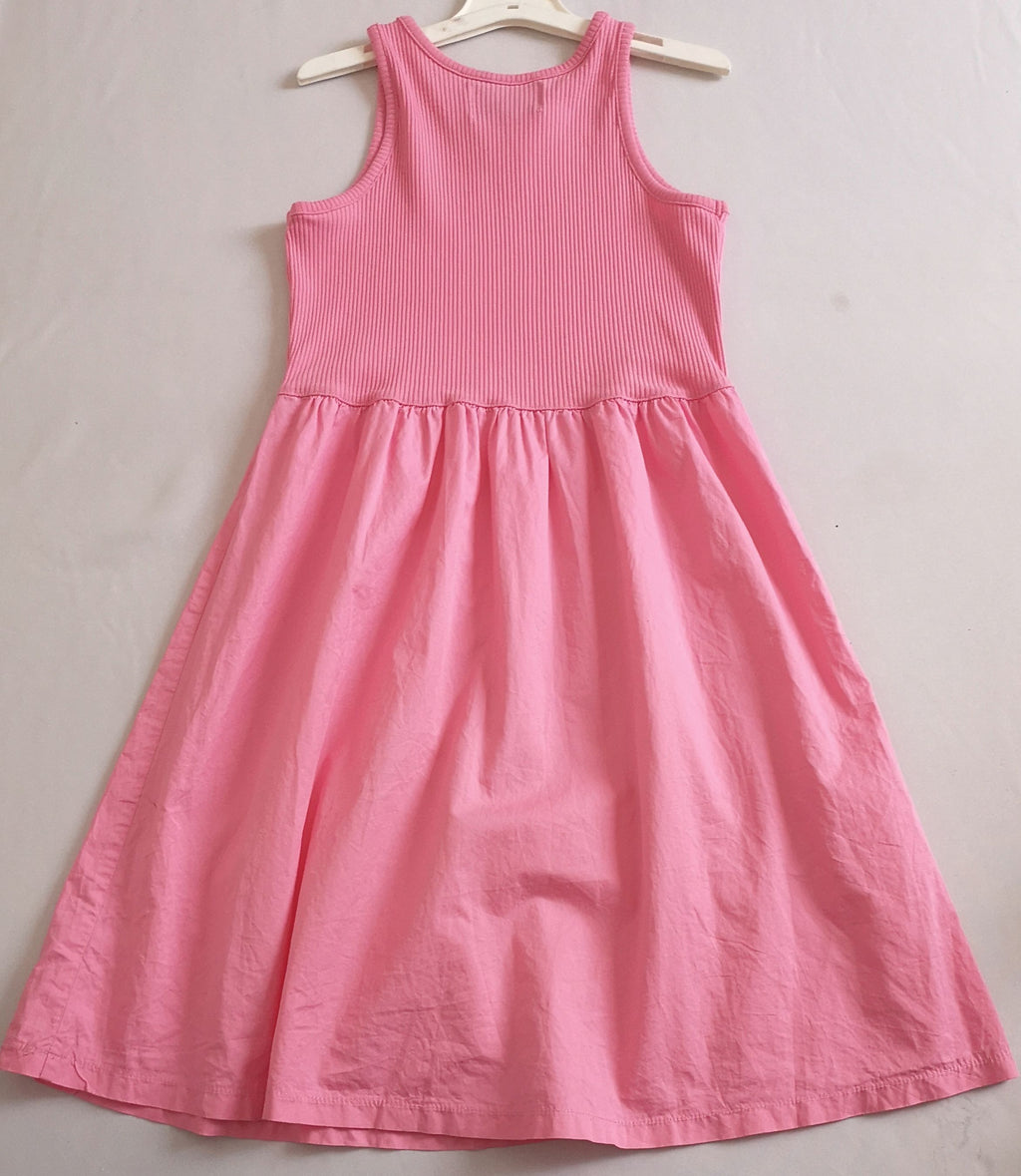 Vestido de algodón incluye cincho