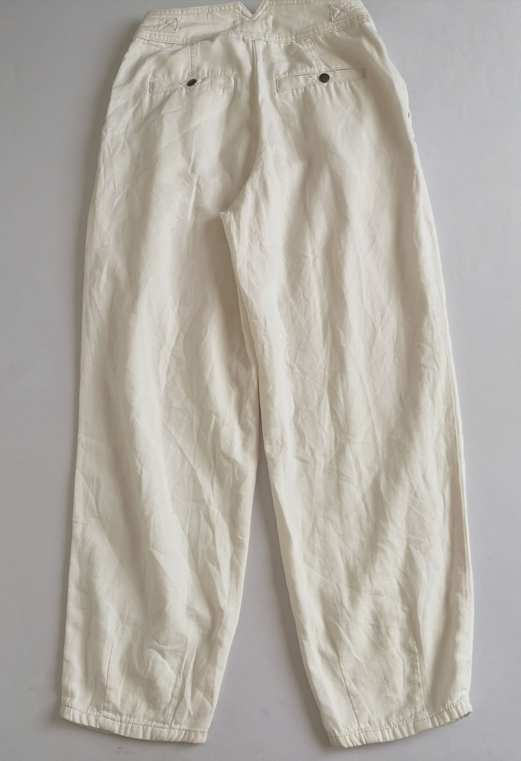 Pantalón slouchy cintura alta y crop top tejido