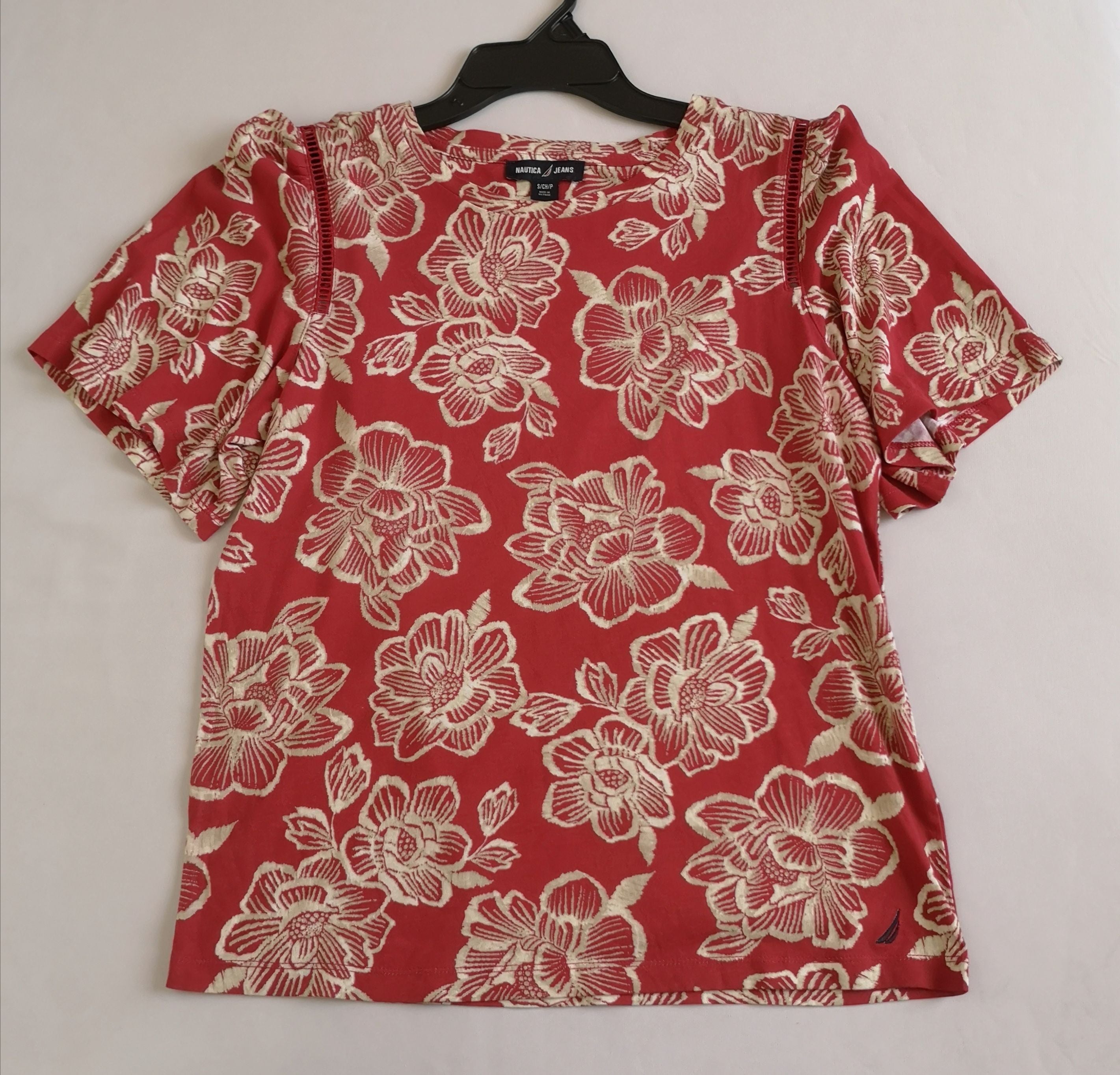 Blusa tela suave y falda bordada de abajo ❤️