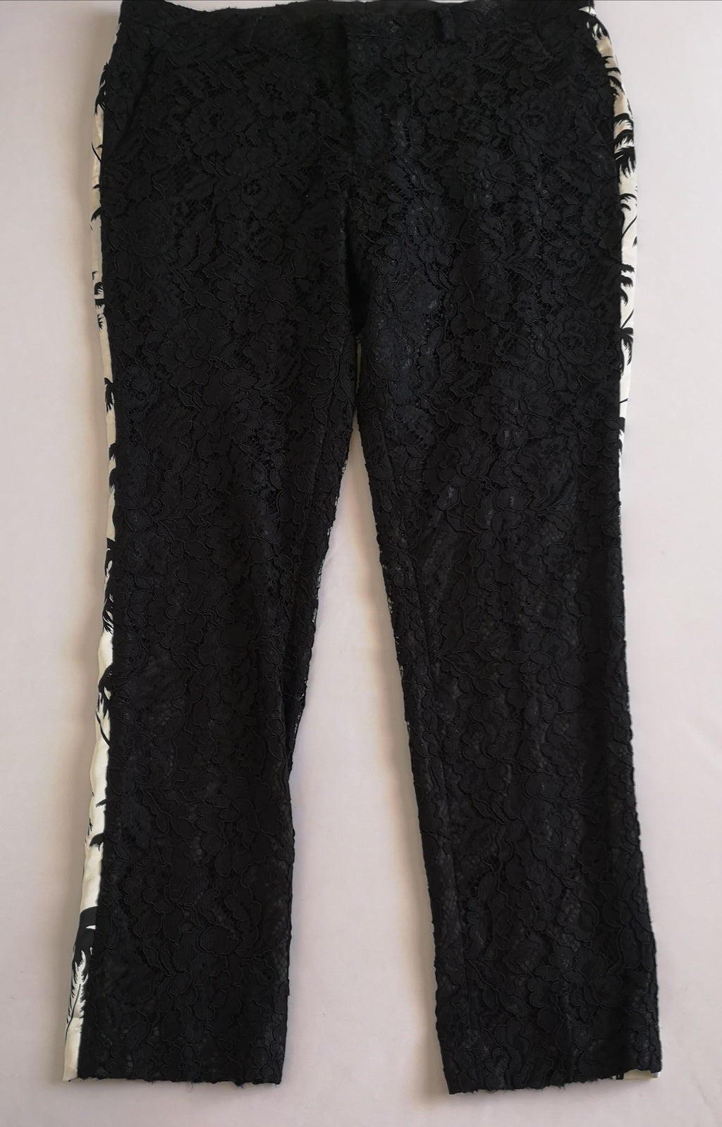 Pantalón de encaje y blusa tipo boho