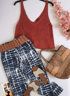 Pantalón strech y blusa tejida