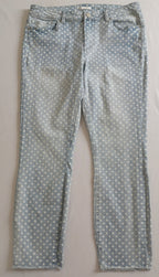 Jeans skinny con blusa holgada