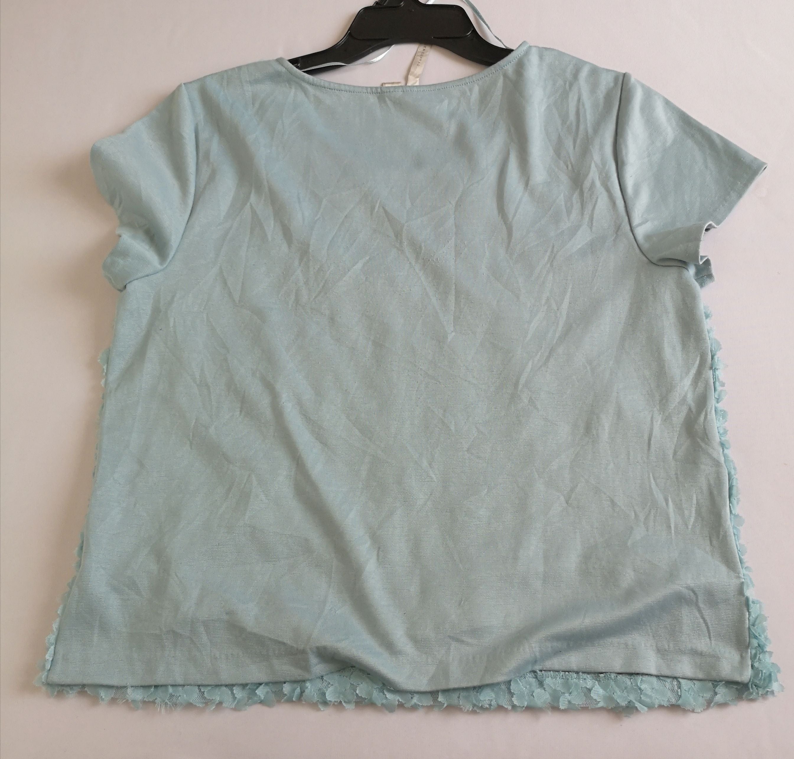 Falda a la rodilla y blusa manga corta ❤️