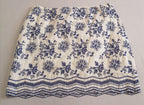 Blusa tela suave y falda bordada