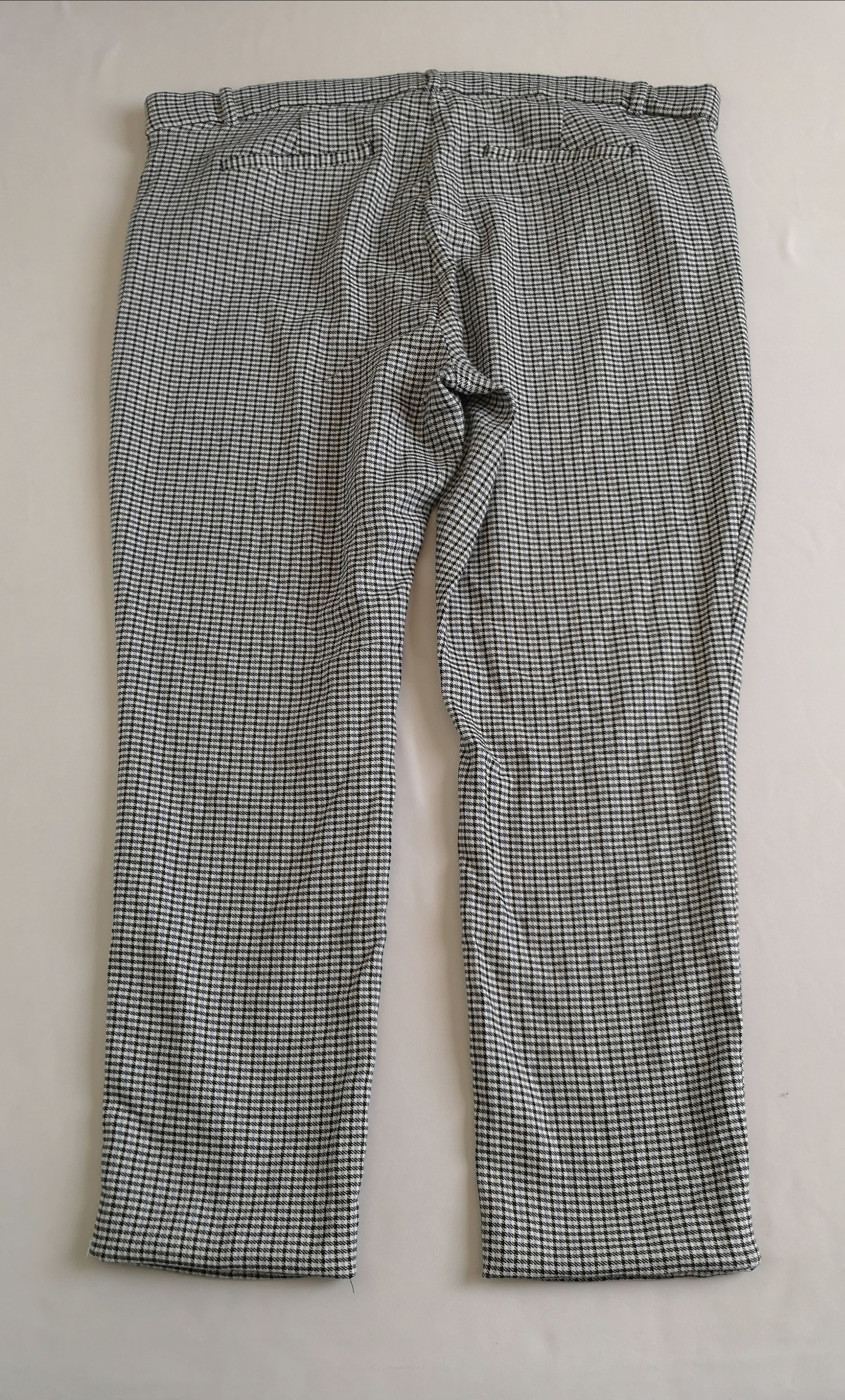 Blusa mangas bombachas y pantalón con bolsas