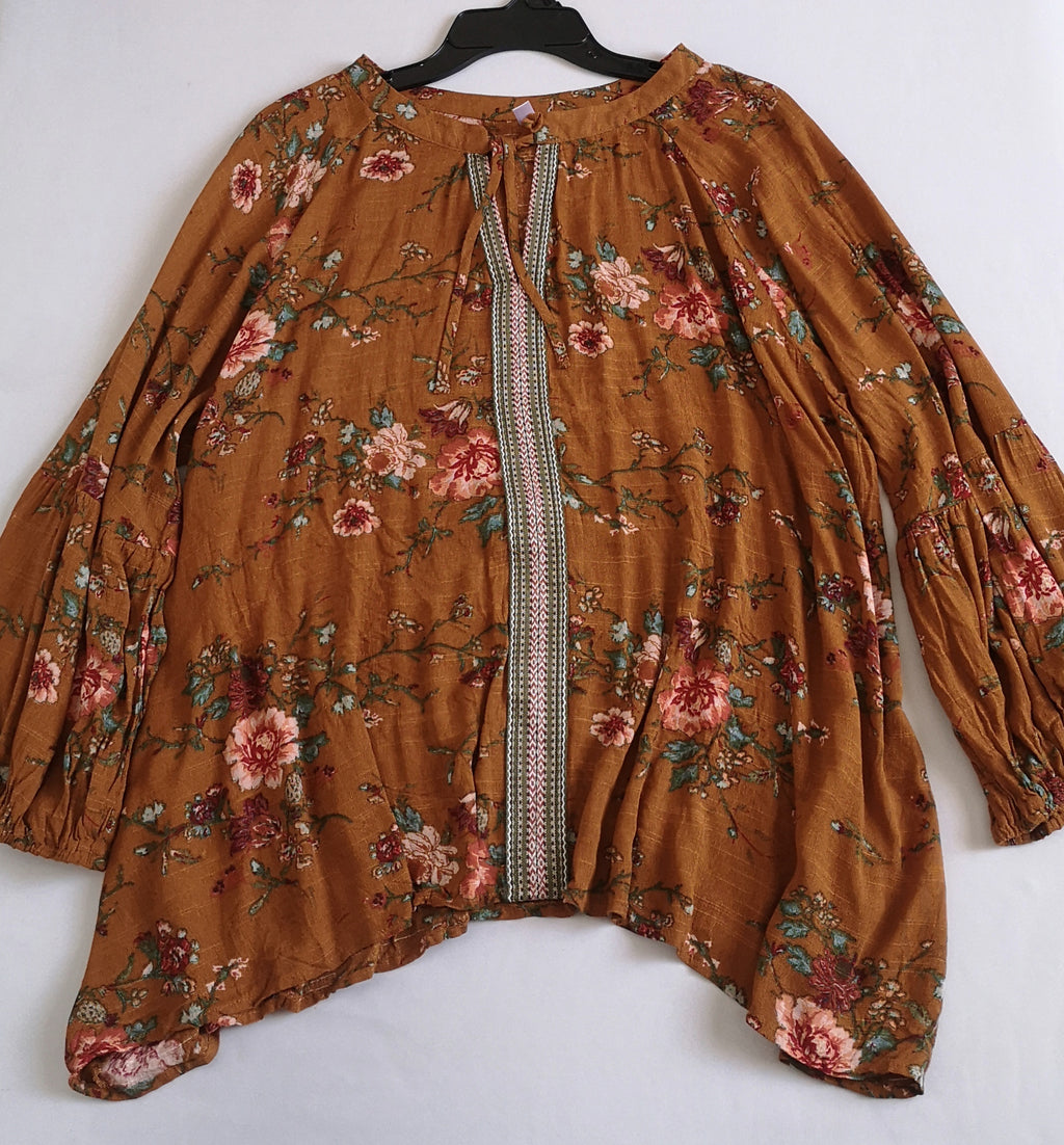 Pantalón tipo seda y blusa boho