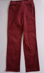 Blusa tipo seda y pantalón de terciopelo
