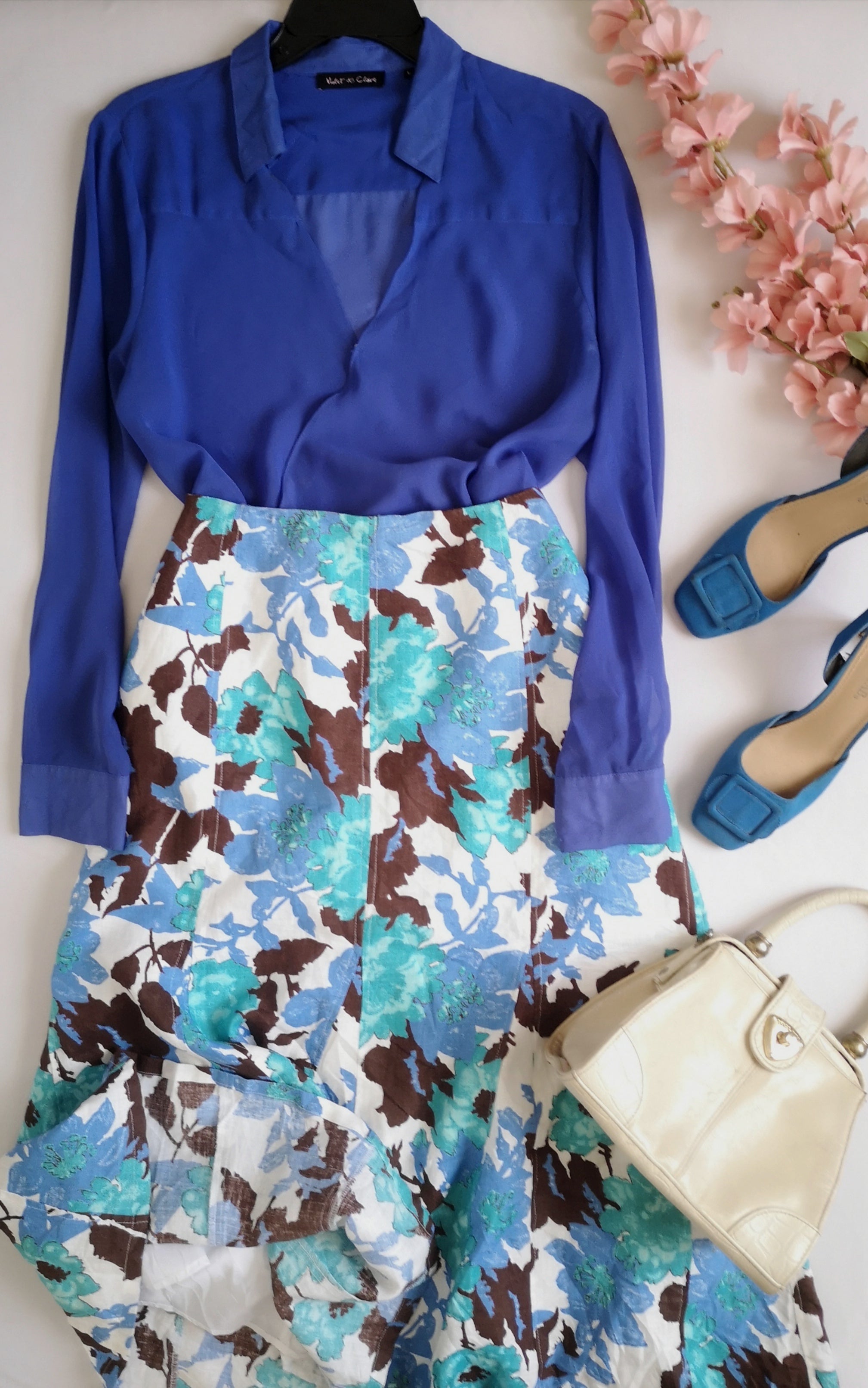 Blusa traslapada cerrada y con falda de lino ❤️