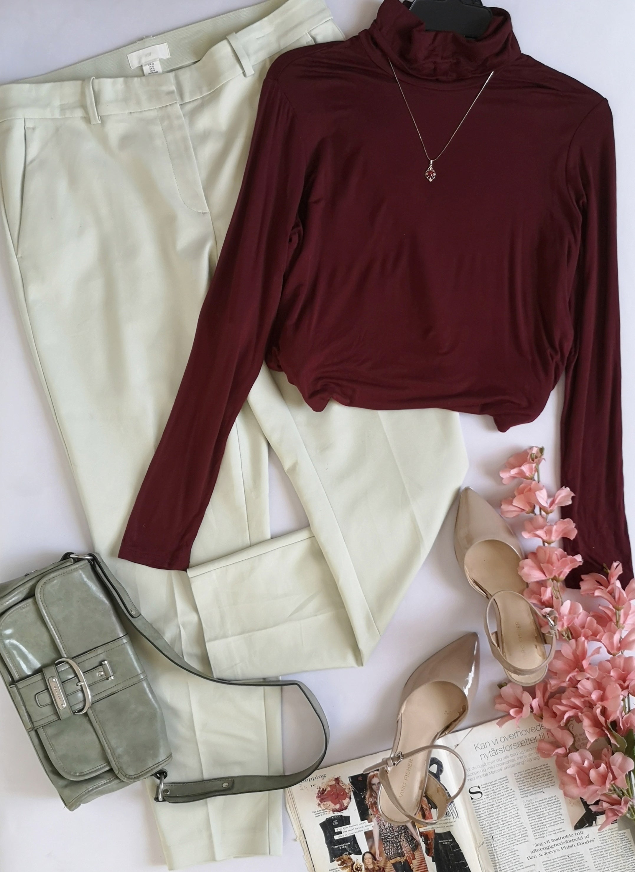 Blusa cuello alto con Pantalón semiformal ⚓