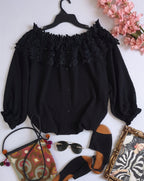 Blusa con encaje arriba