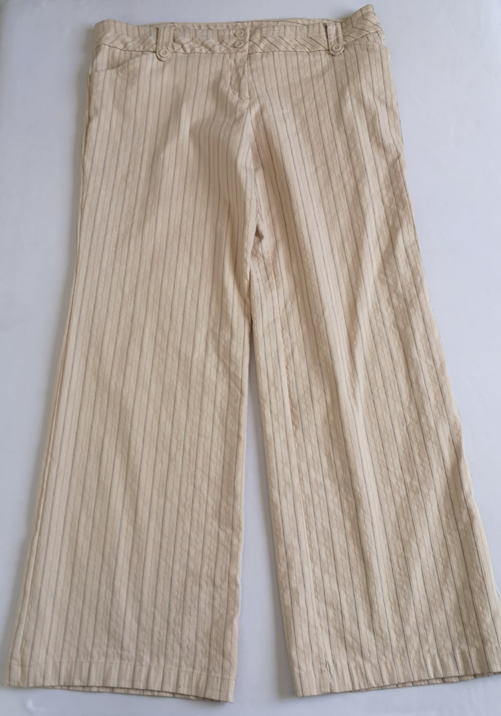 Pantalón tipo palazzo y blusa cuello alto ⚓