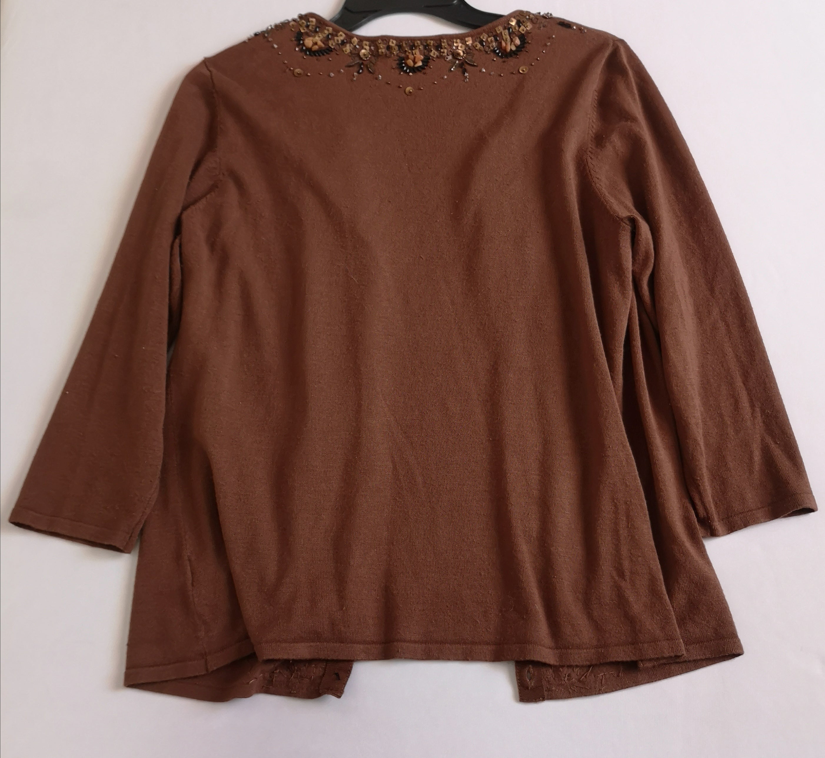 Cárdigan bordado 💙