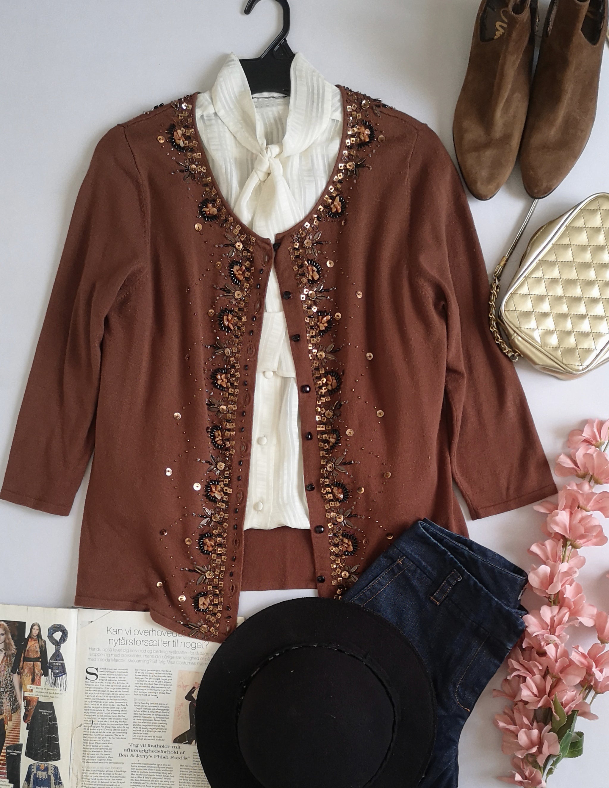 Cárdigan bordado 💙