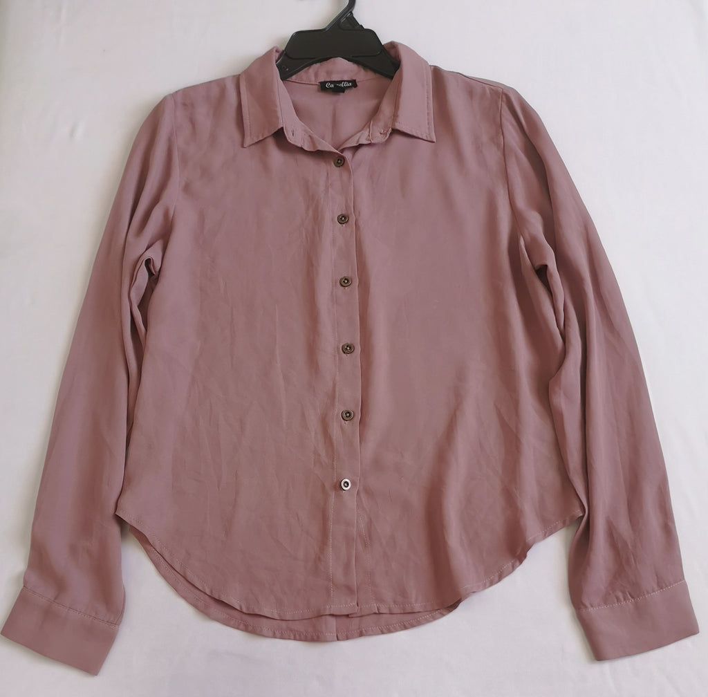 Blusa de chifon con cinto