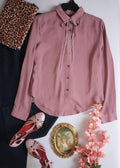 Blusa de chifon con cinto