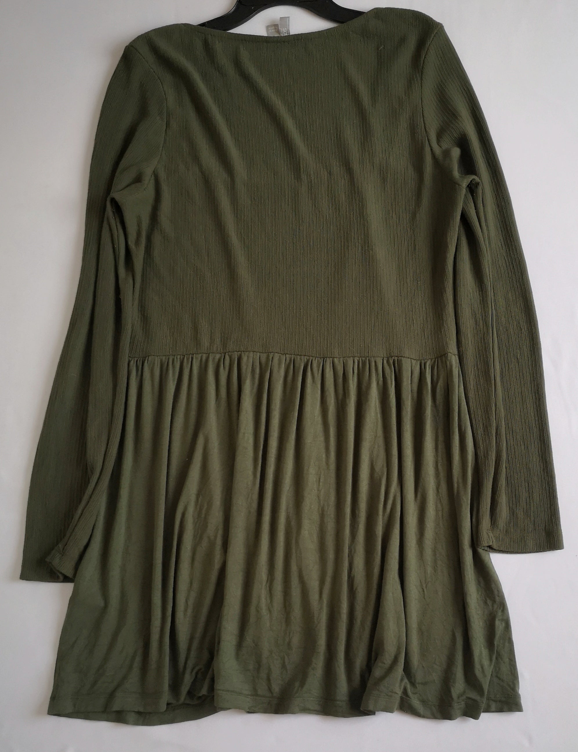 Vestido cuello cuadrado incluye cincho