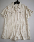 Chaqueta con botones y enterizo corto