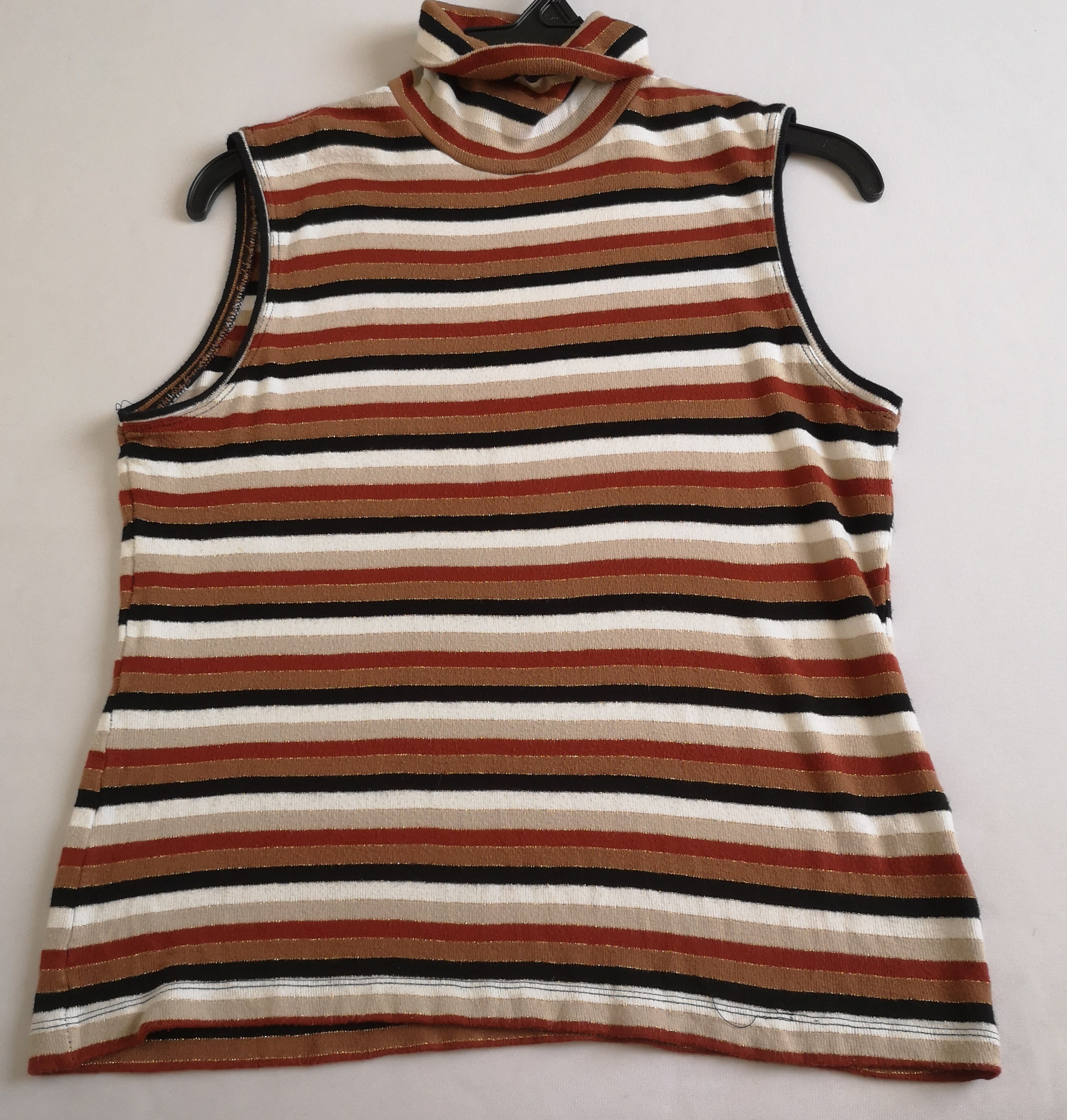 Blusa sin mangas con pantalón tipo jogger ⚓