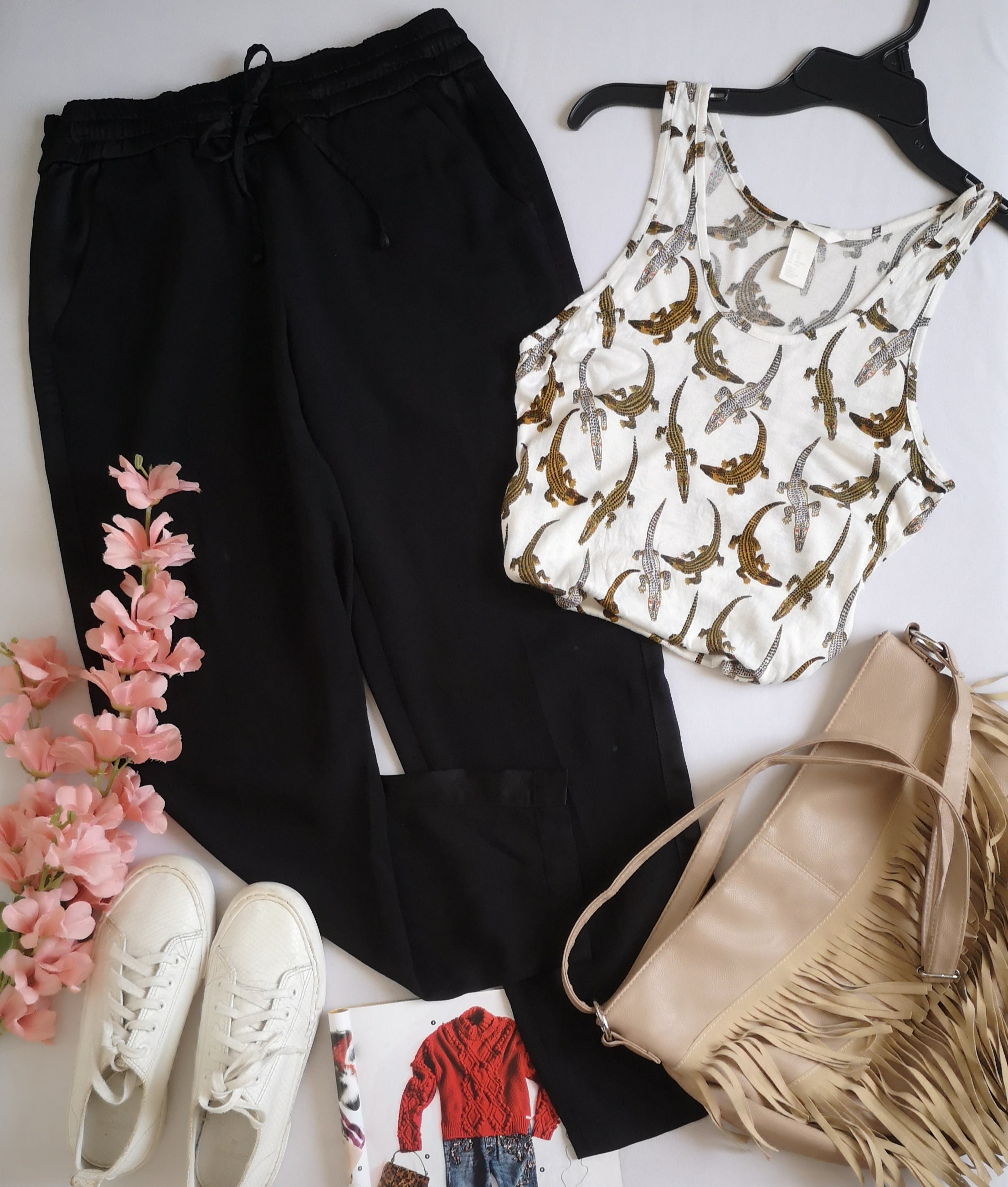 Pantalón tipo jogger y blusa sin mangas ❤️