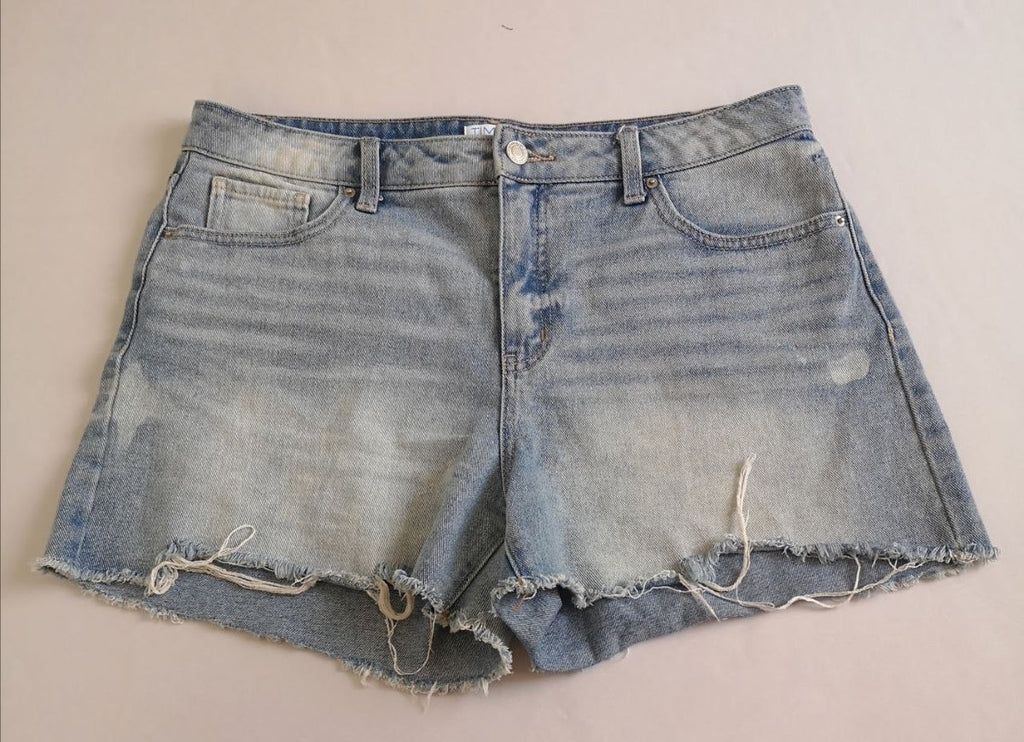 Blsua cuello ancho con short