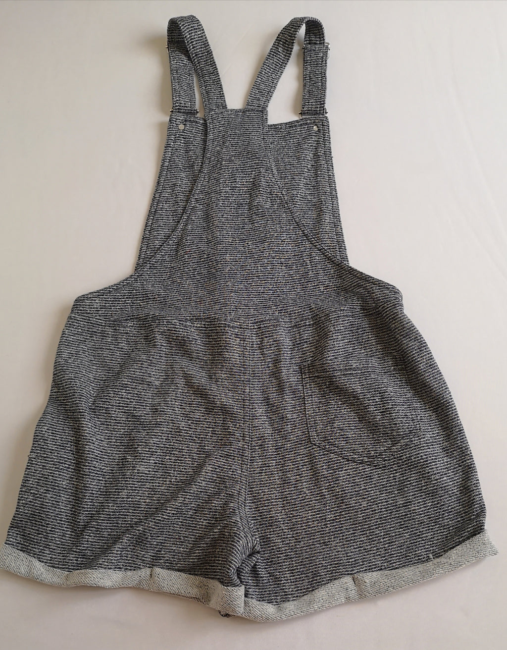 Overol tela suave con blusa tejida