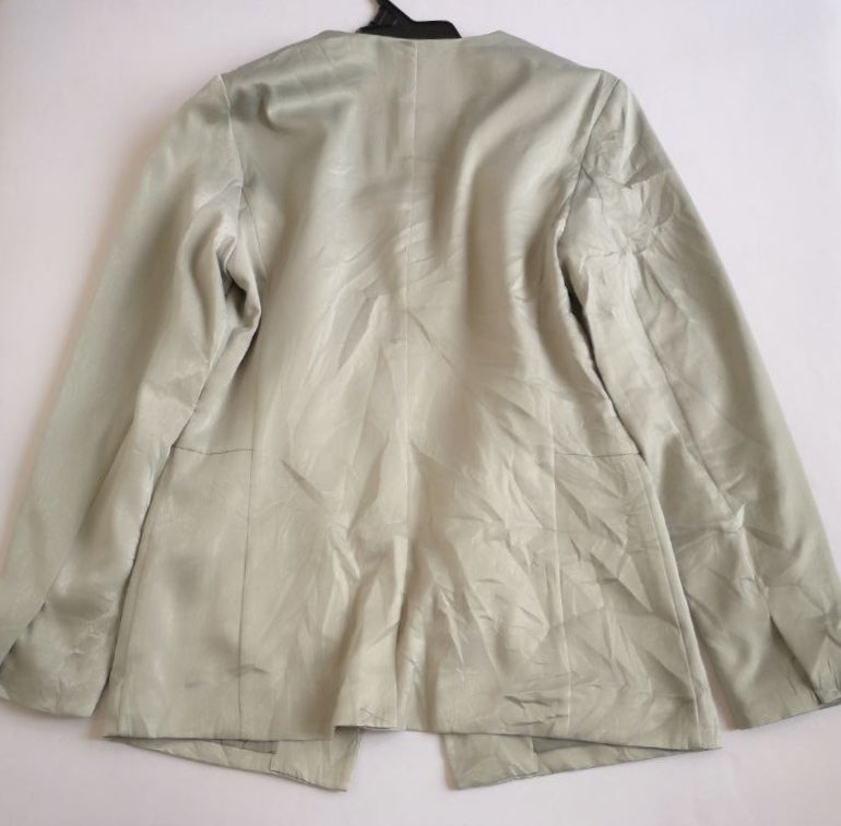 Blazer tipo seda