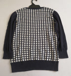 Pantalón de terciopelo y blusa tipo suéter