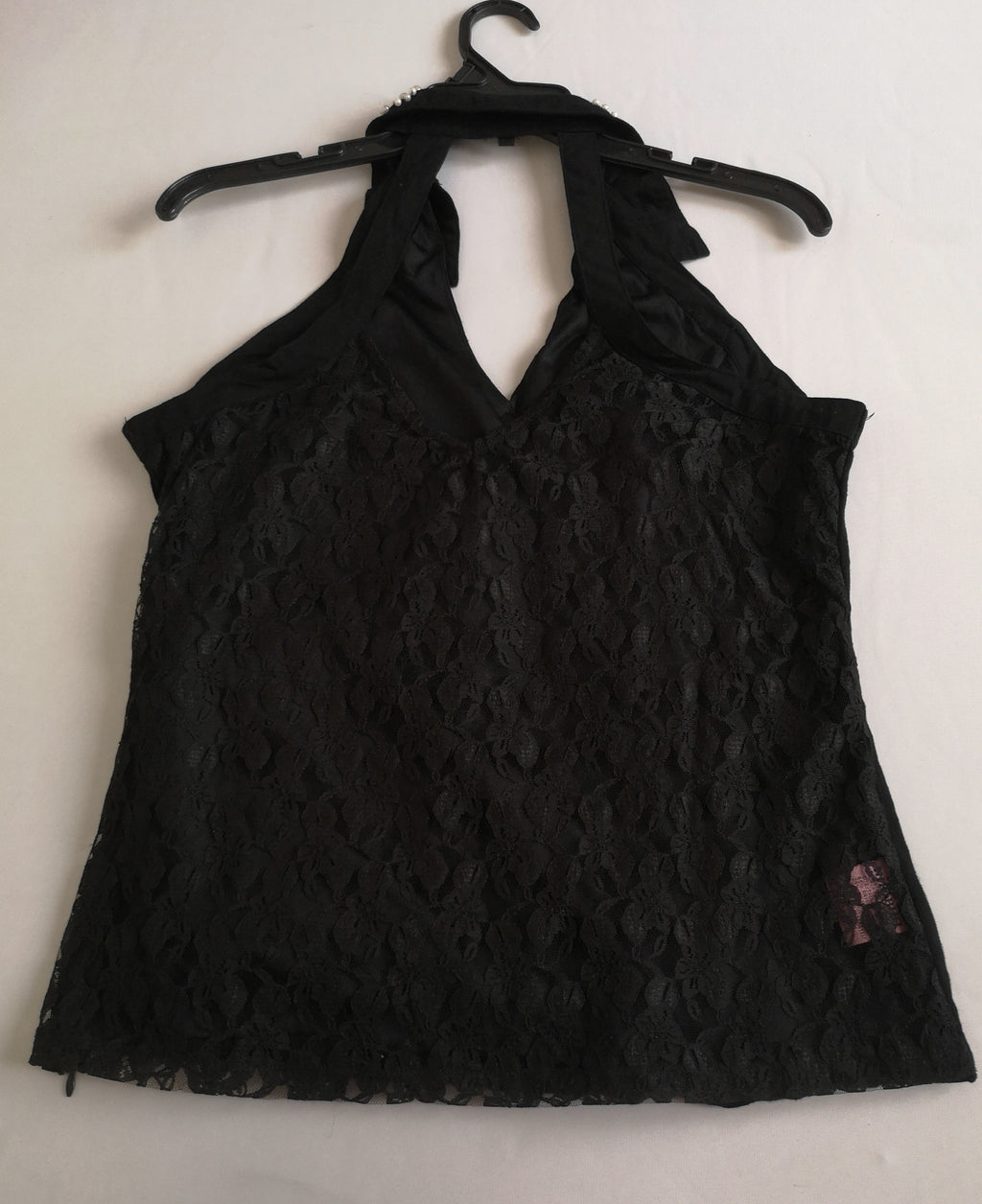 Blusa halter con falda bordada ⚓