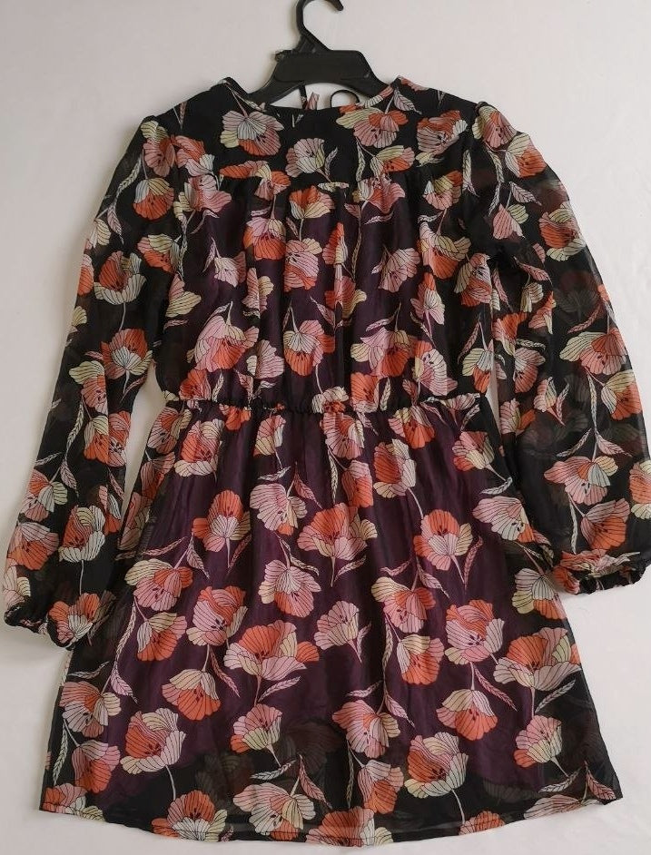 Vestido de chifón incluye cincho