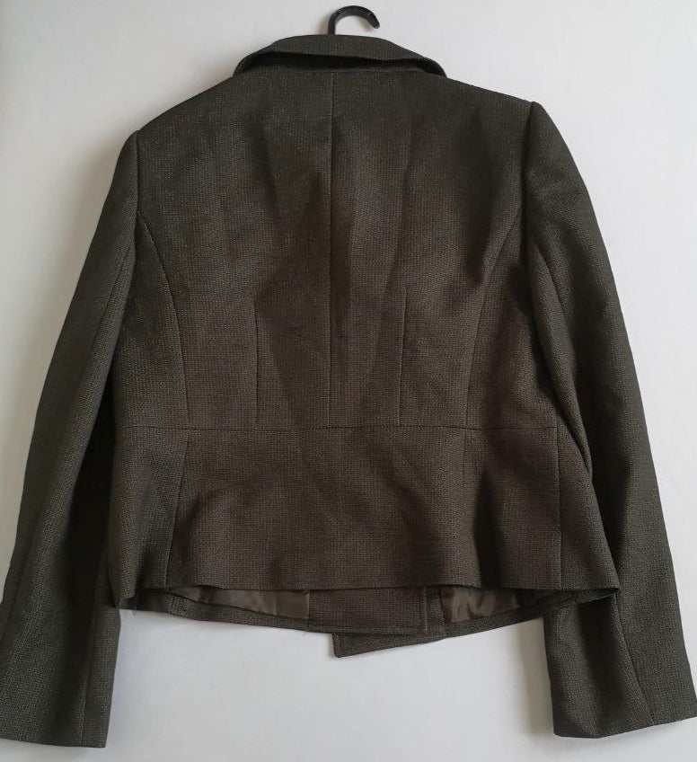 Chaqueta con botones
