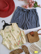 Blusa con botones y short