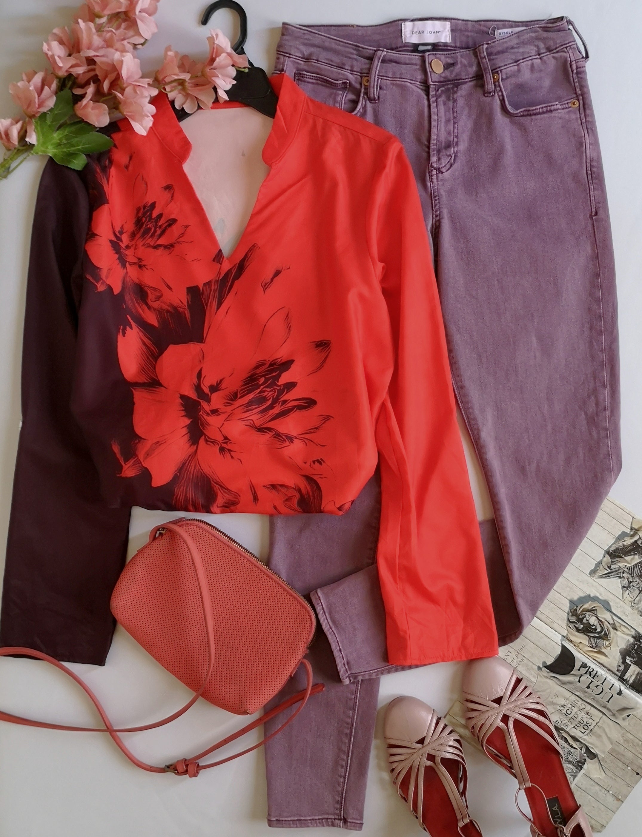 Jeans Gisele con blusa cuello en V