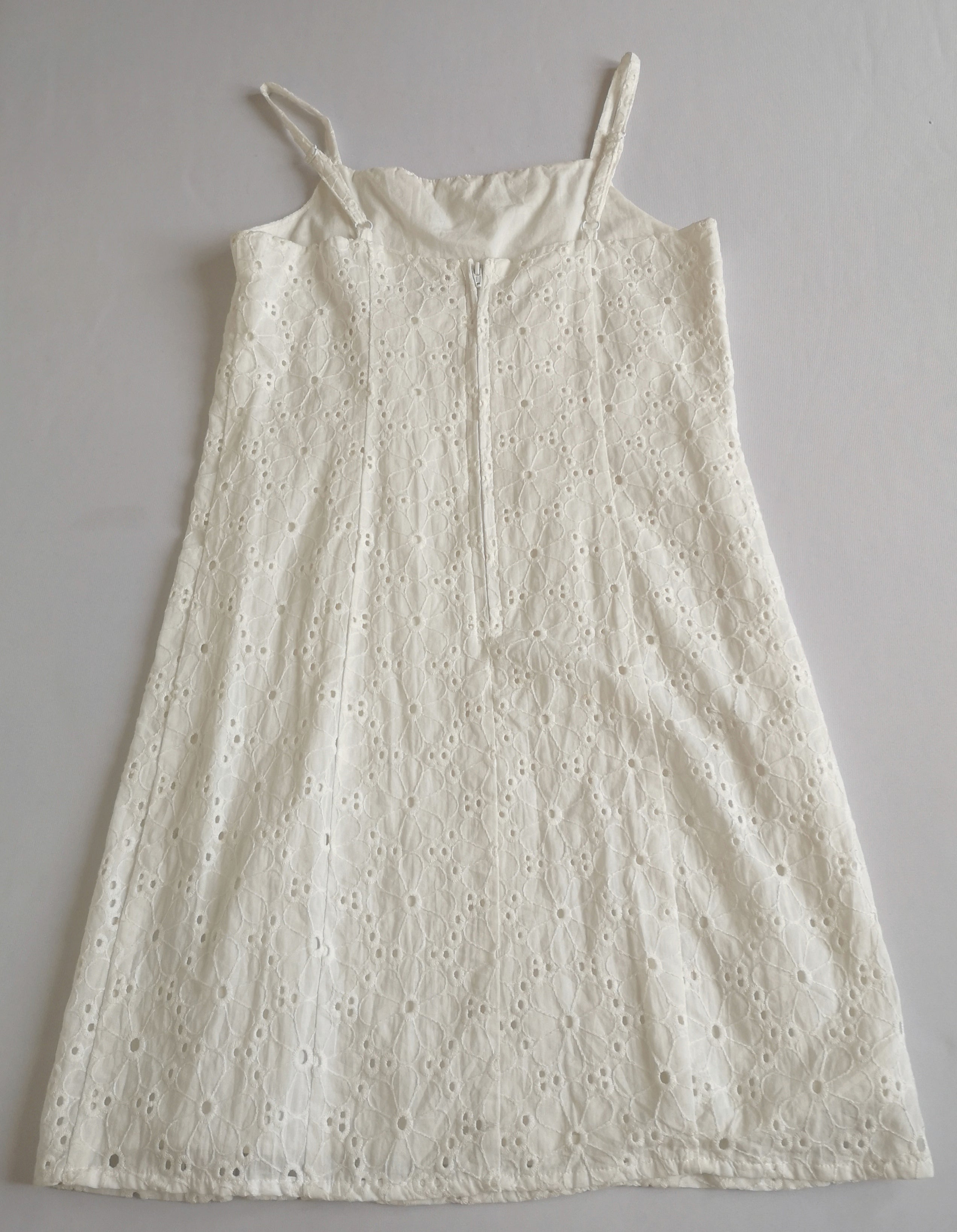 Vestido bordado inglés