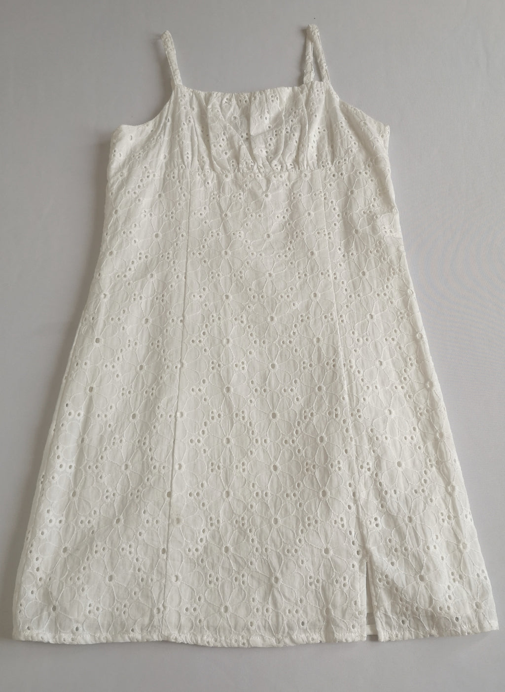 Vestido bordado inglés