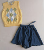 Chaleco con falda pantaloneta