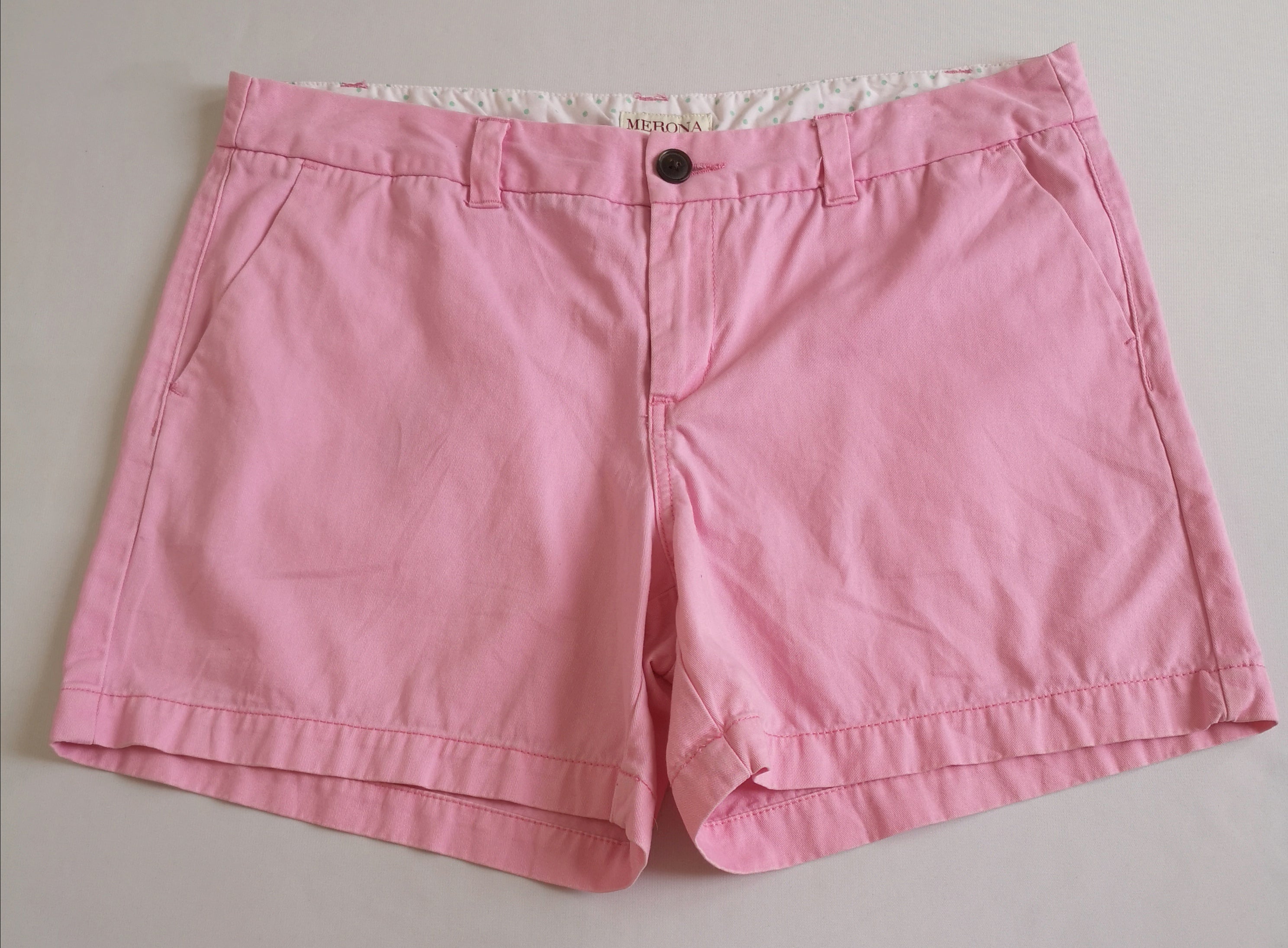 Short de gabardina y blusa larga