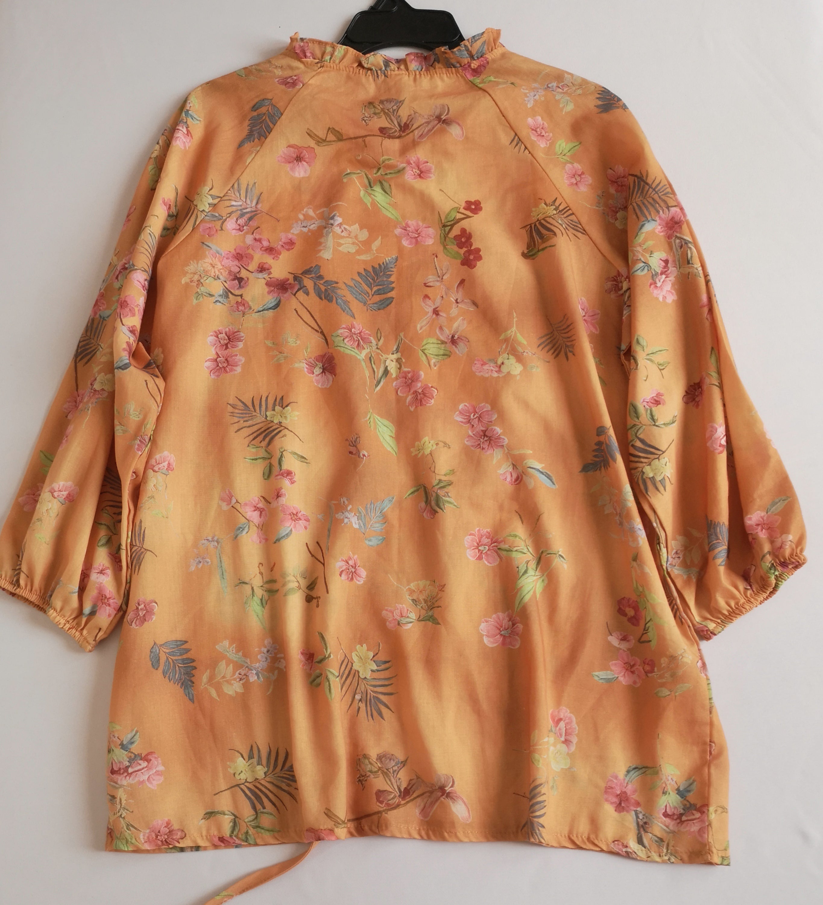 Short de gabardina y blusa larga