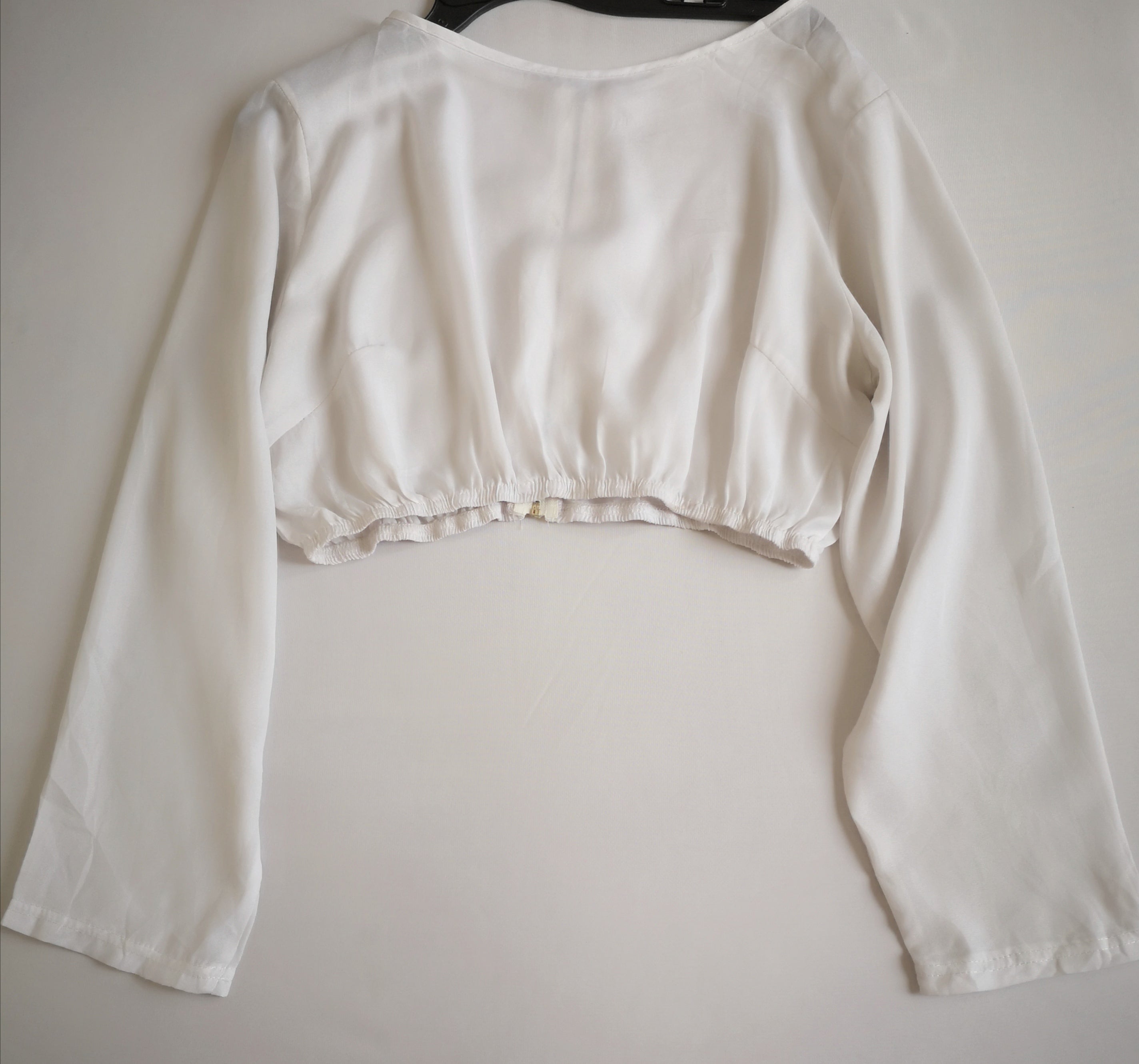 Blusa corta con falda de lona ❤️