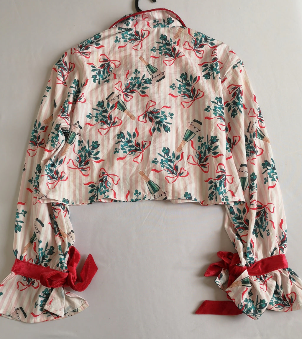 Blusa corta con jeans suave ❤️