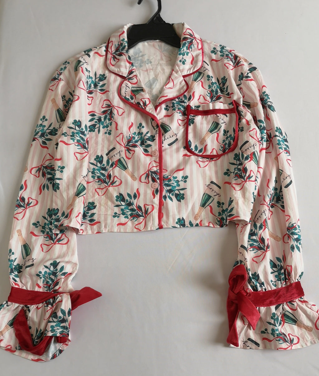 Blusa corta con jeans suave ❤️