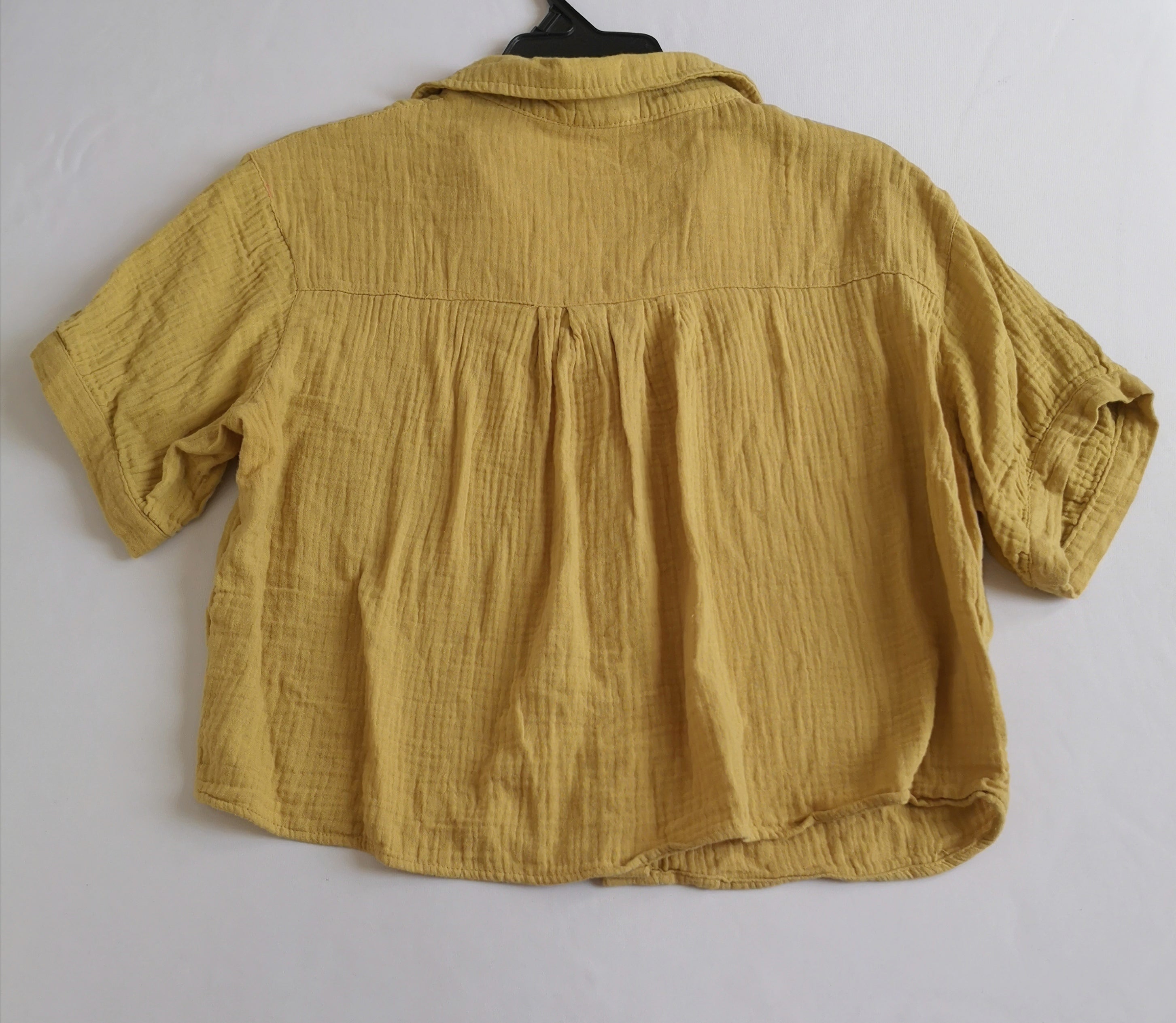 Blusa corta incluye collar ❤️