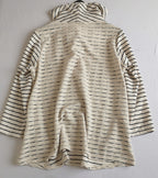 Blusa larga con bolsa a los lados