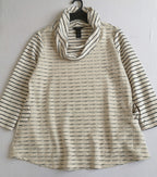 Blusa larga con bolsa a los lados