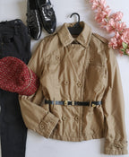 Chaqueta tipo impermeable