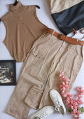 Blusa cuello alto con Pantalón tipo cargo ⚓