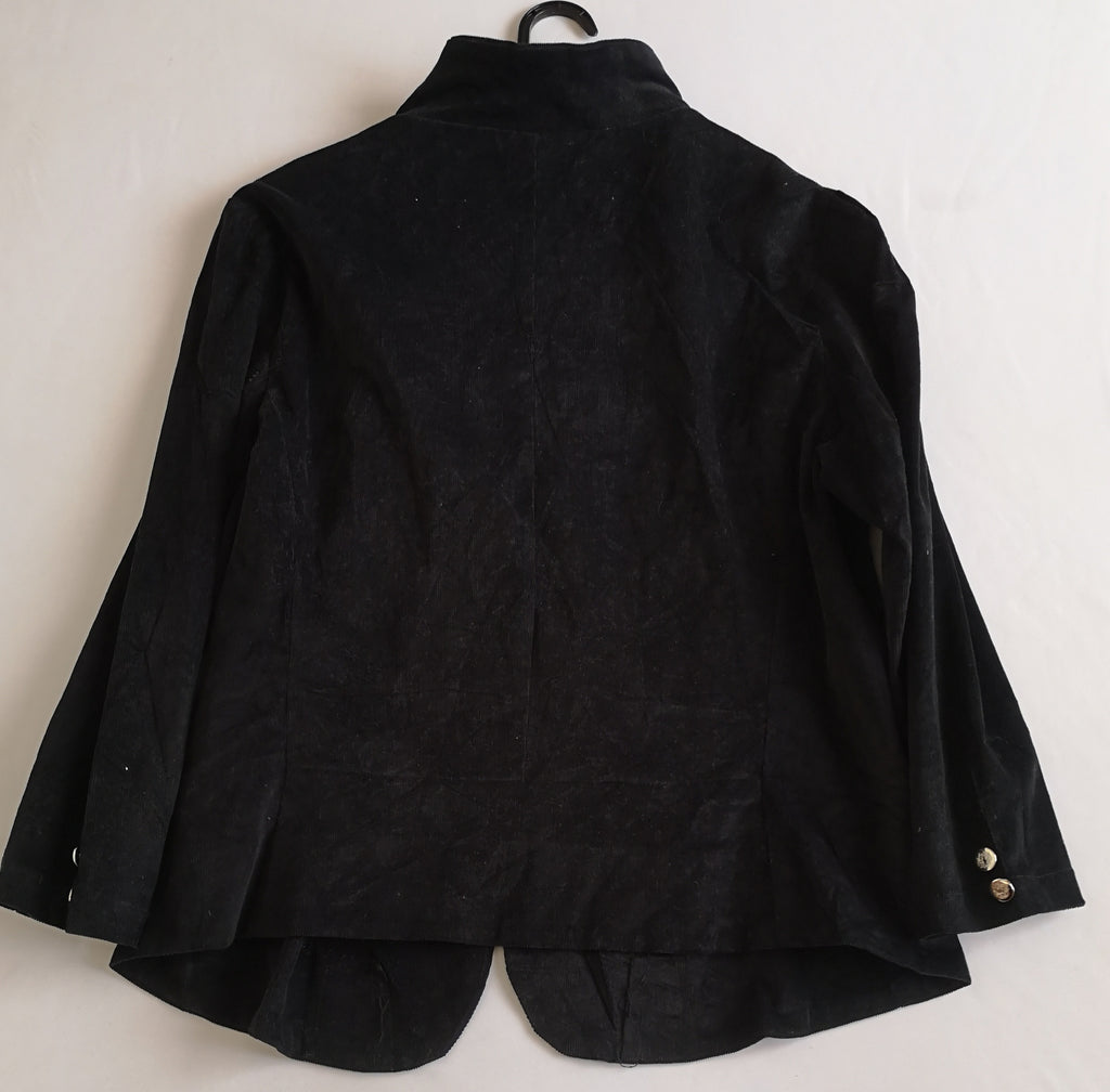 Chaqueta con botones